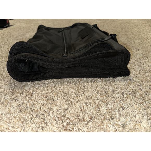 Tumi Trifold Garment Bag Ballistic Nylon Carry On Compact - Picture 5 of 16